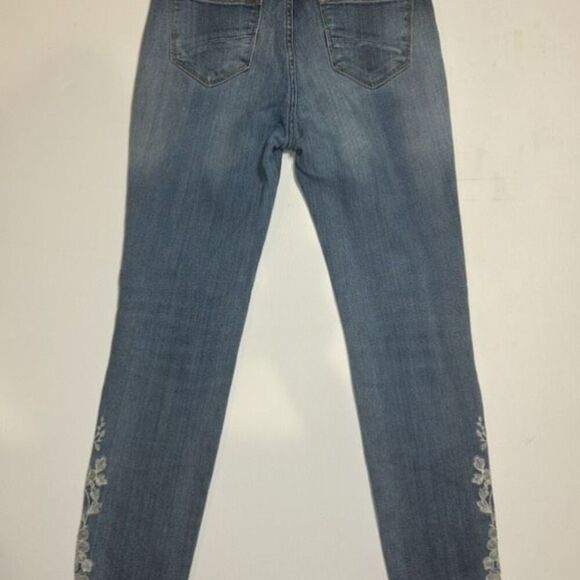 Driftwood flower embroidered jeans - Picture 6 of 9